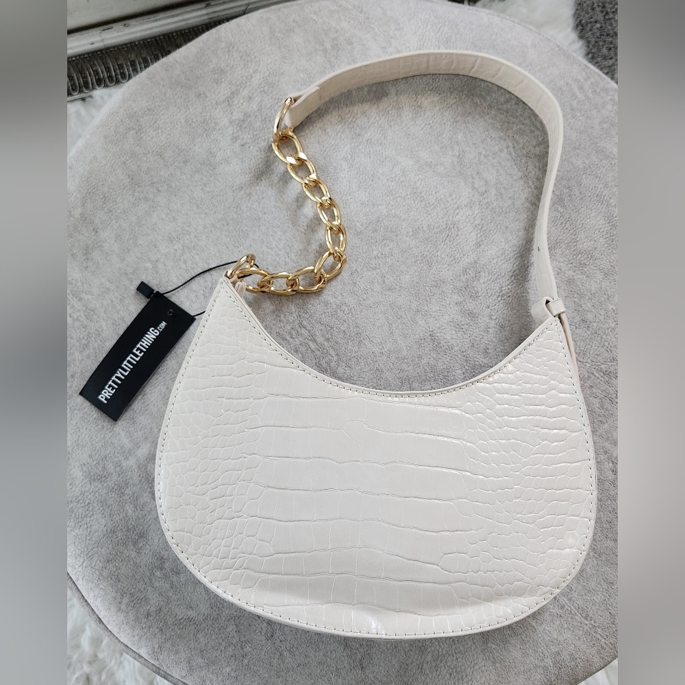 PrettyLittleThing Cream Croc Crescent Mixed Chain Strap Shoulder Bag. New.